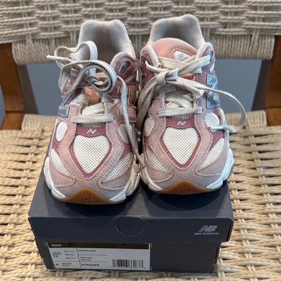 New Balance Kids' Sneakers in Pink and White - Picture 1 of 5